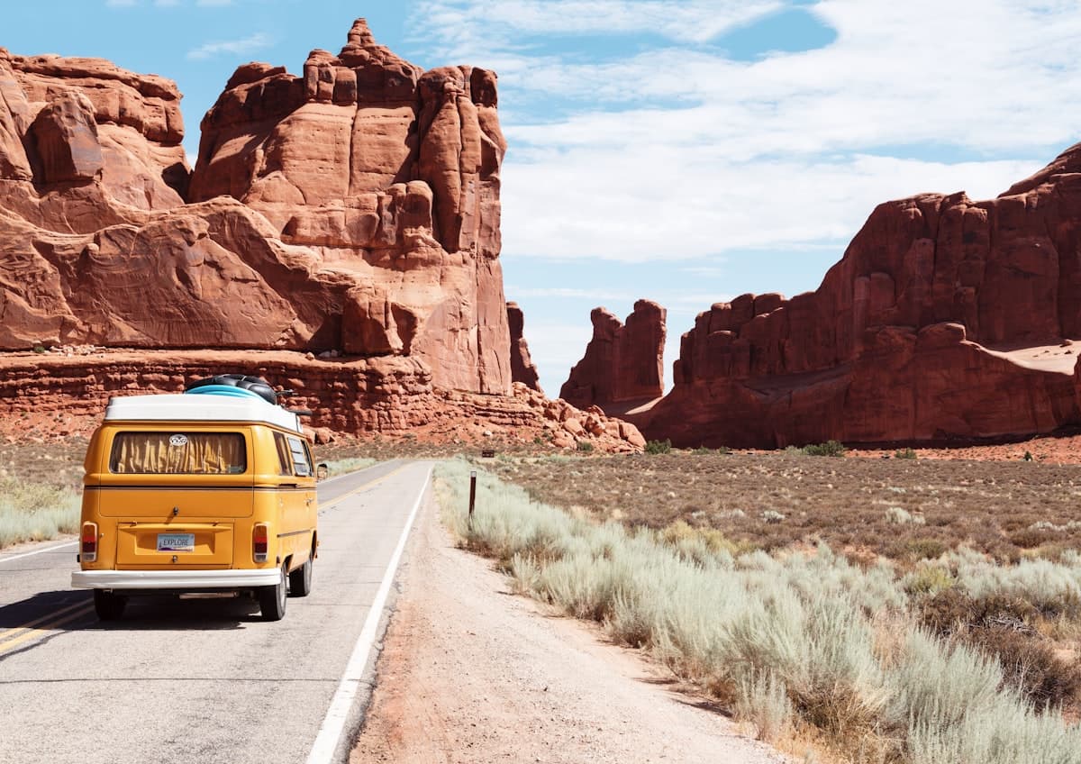 Viaje por carretera — mantente conectado mientras viajas